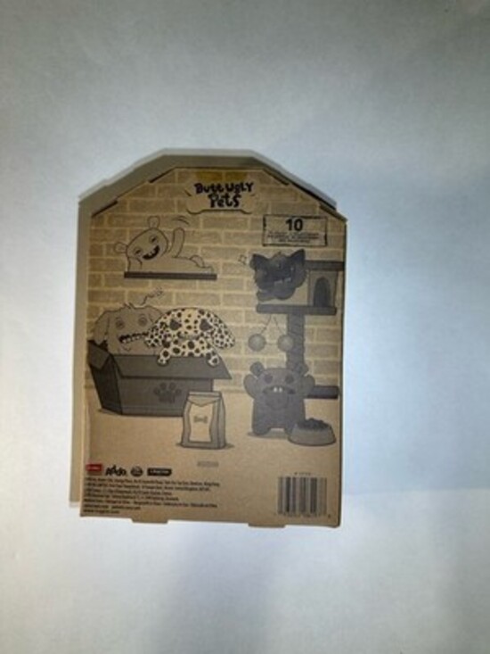 NEW, 2025 FUGGLER BUTT UGLY PETS, COUNT UNDEROO MCGOO, TARGET EXCLUSIVE - Picture 3 of 3